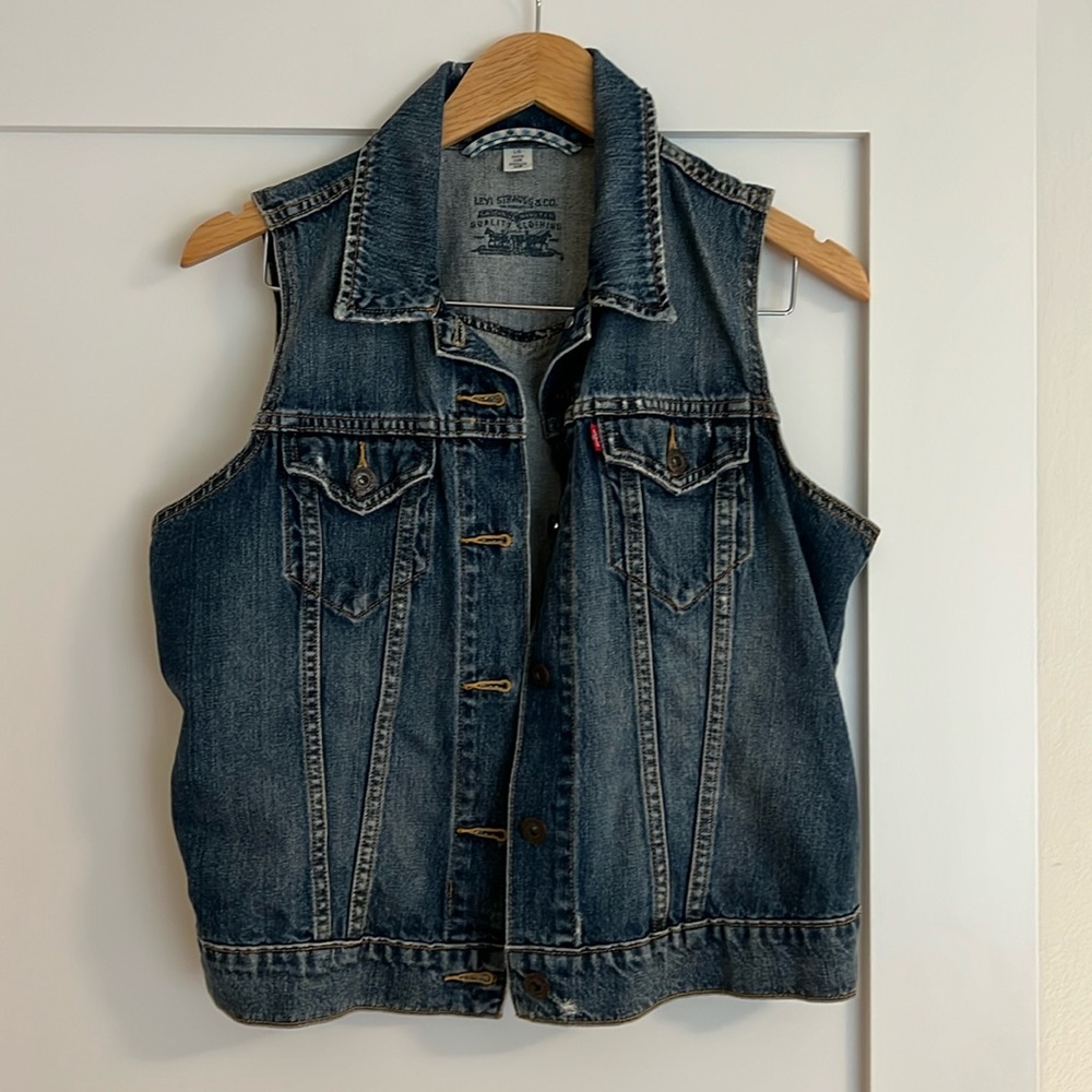 Vintage Levi’s denim vest
